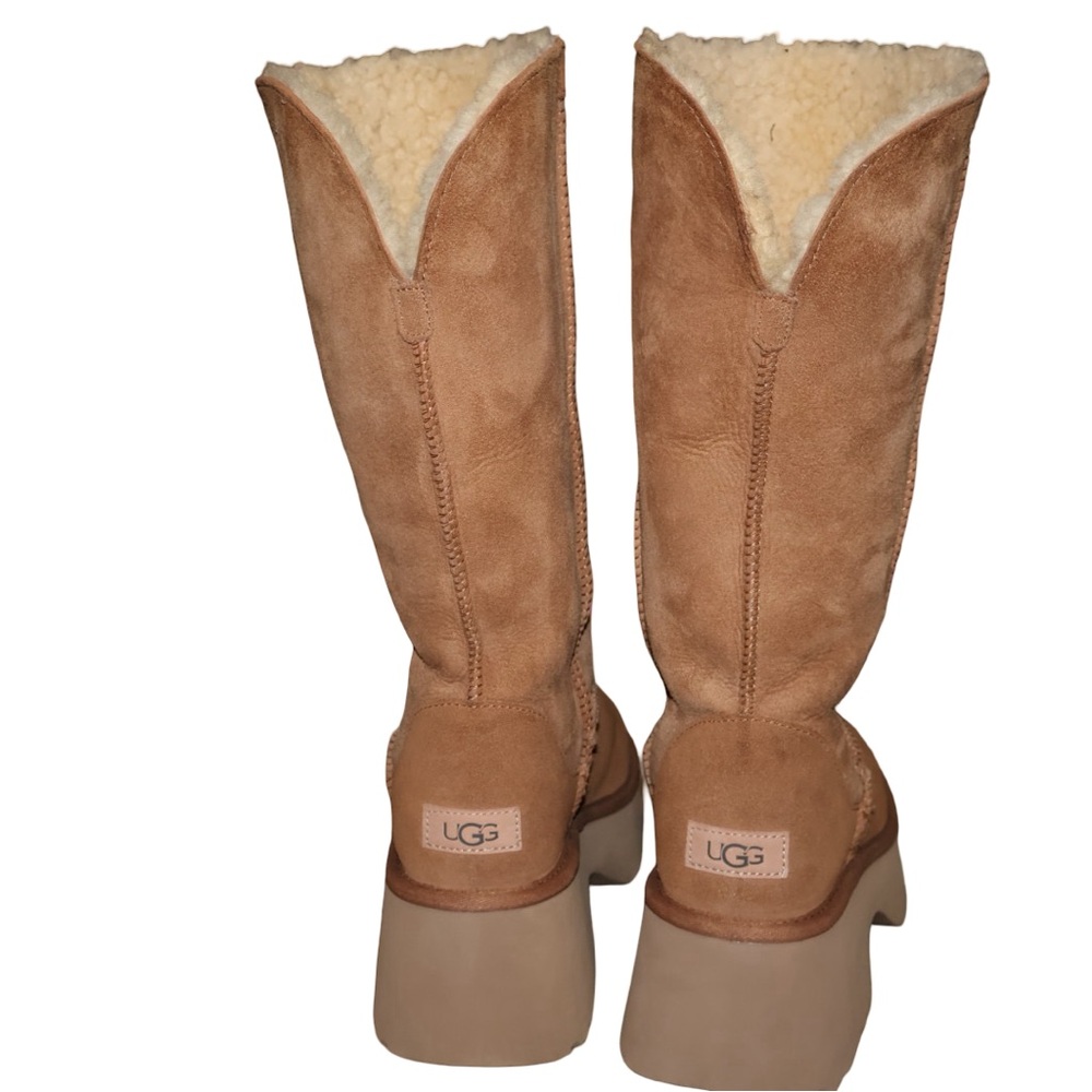 UGG Women's Classic New Heights Cuffable Suede Boots in chestnut size 11. - Picture 6 of 13